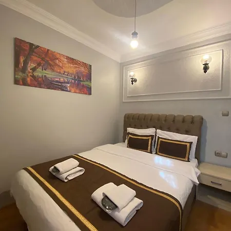 Divan Wooden 2*