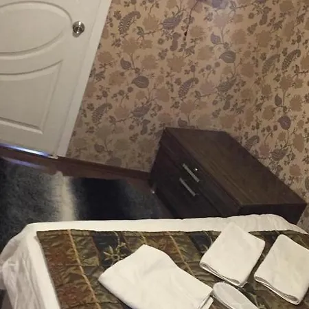 Divan Wooden Istambul