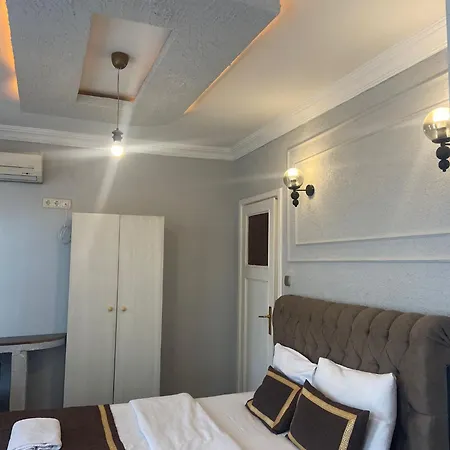 Divan Wooden