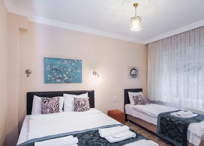 Divan Wooden לינה וארוחת בוקר