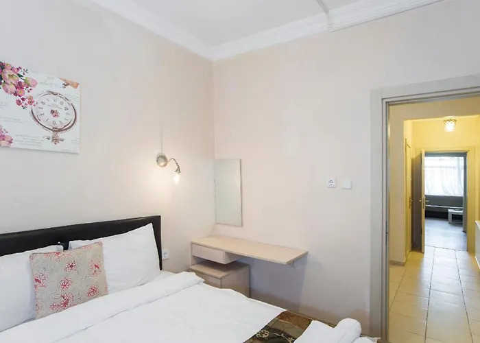 Divan Wooden לינה וארוחת בוקר איסטמבול