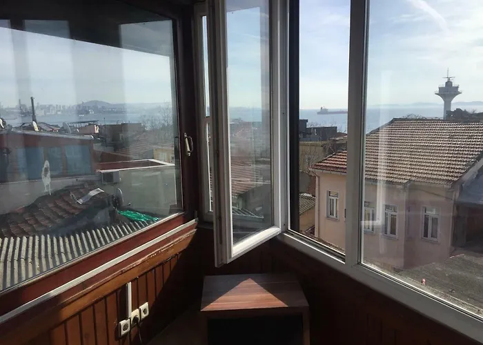 Divan Wooden איסטמבול