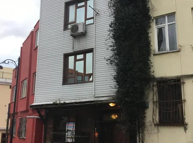 Divan Wooden לינה וארוחת בוקר איסטמבול