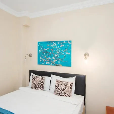 Bed and breakfast Divan Wooden
