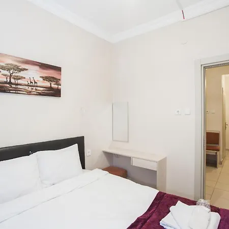 Divan Wooden Bed and breakfast 2*